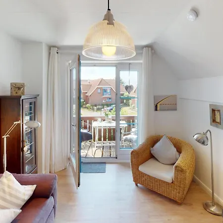 Ort Lemkenhafen Moewe Apartament